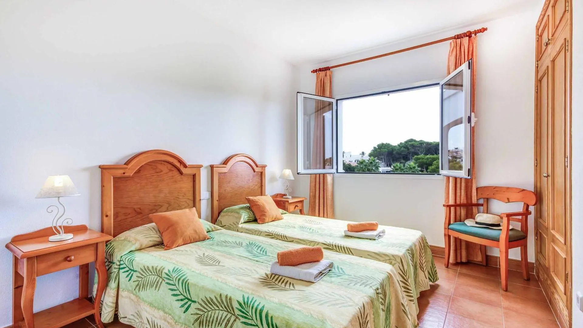 Villa Olga Cala En Porter   Cala En Porter (Menorca)